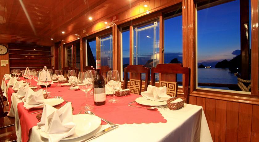 Halong Papaya Syrena Cruise Halong Papaya Cruise