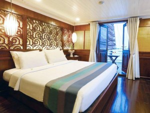 bhaya classic cruises terrace suite 3 800x600 1 300x225 Halong Bay   Bhaya Cruise