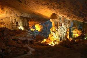 halong bay luxury sung sot grotto 300x199 Caves, Grottos and Lake in Ha Long Bay